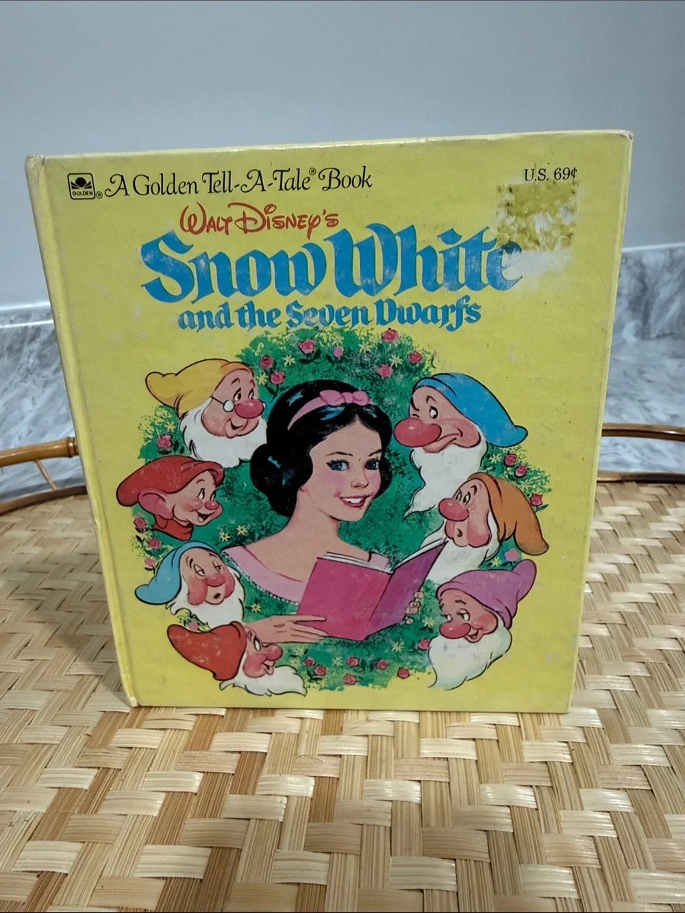 Vintage Walt Disney Snow White and the Seven Dwarfs Kids Story Book - Yellow